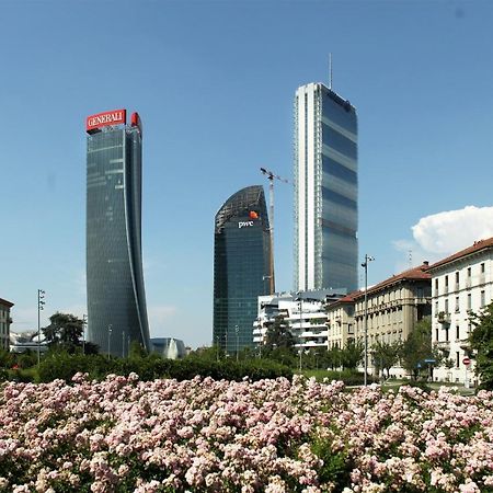 Design Premium Apartment In Center Milan - Homeunity ภายนอก รูปภาพ